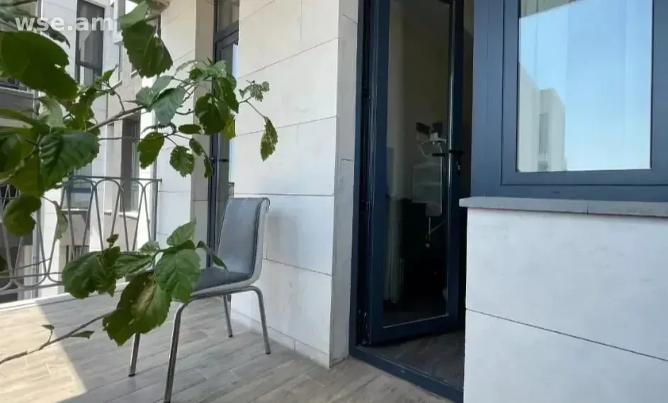 3-սենյականոց, 99 մ², 4/5 հարկ, Վերին Անտառային փողոց 123/3