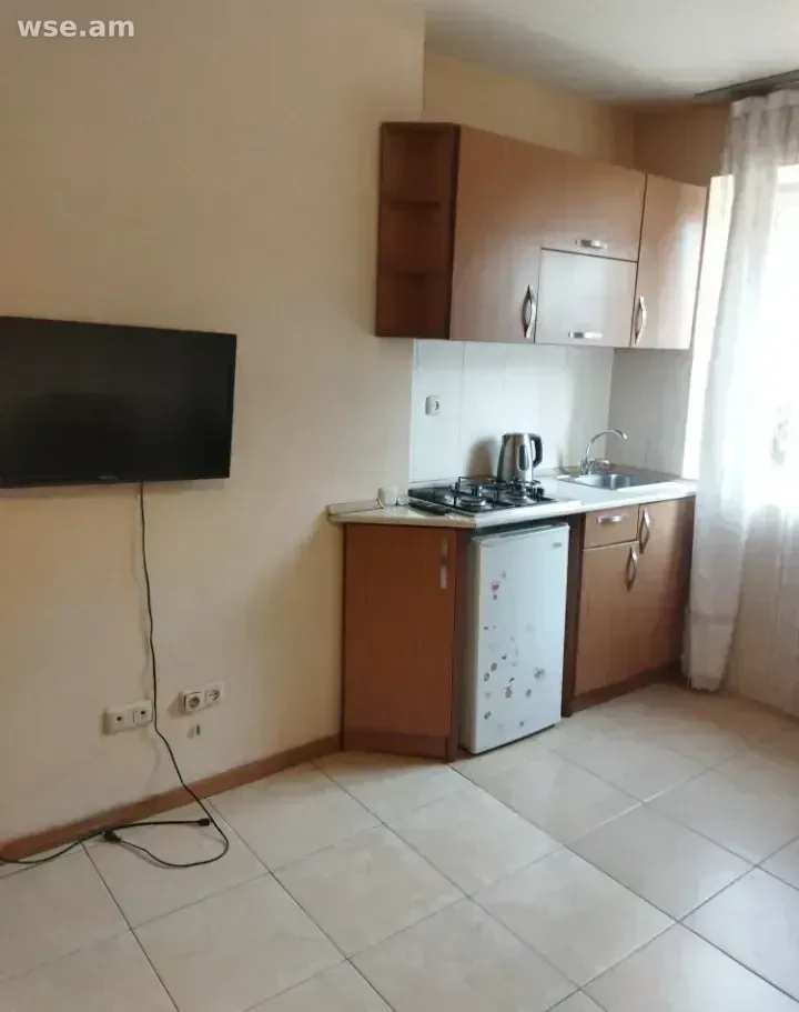 2-комн. квартира, 35м², улица Ваграма Папазяна 17 — 250 000 ֏