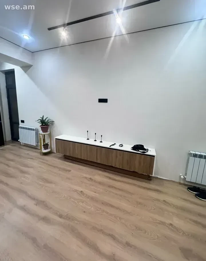 2 - սենյակ, 56 քմ, 12/12 հարկ, Մելիք Մելիքյան 2/1