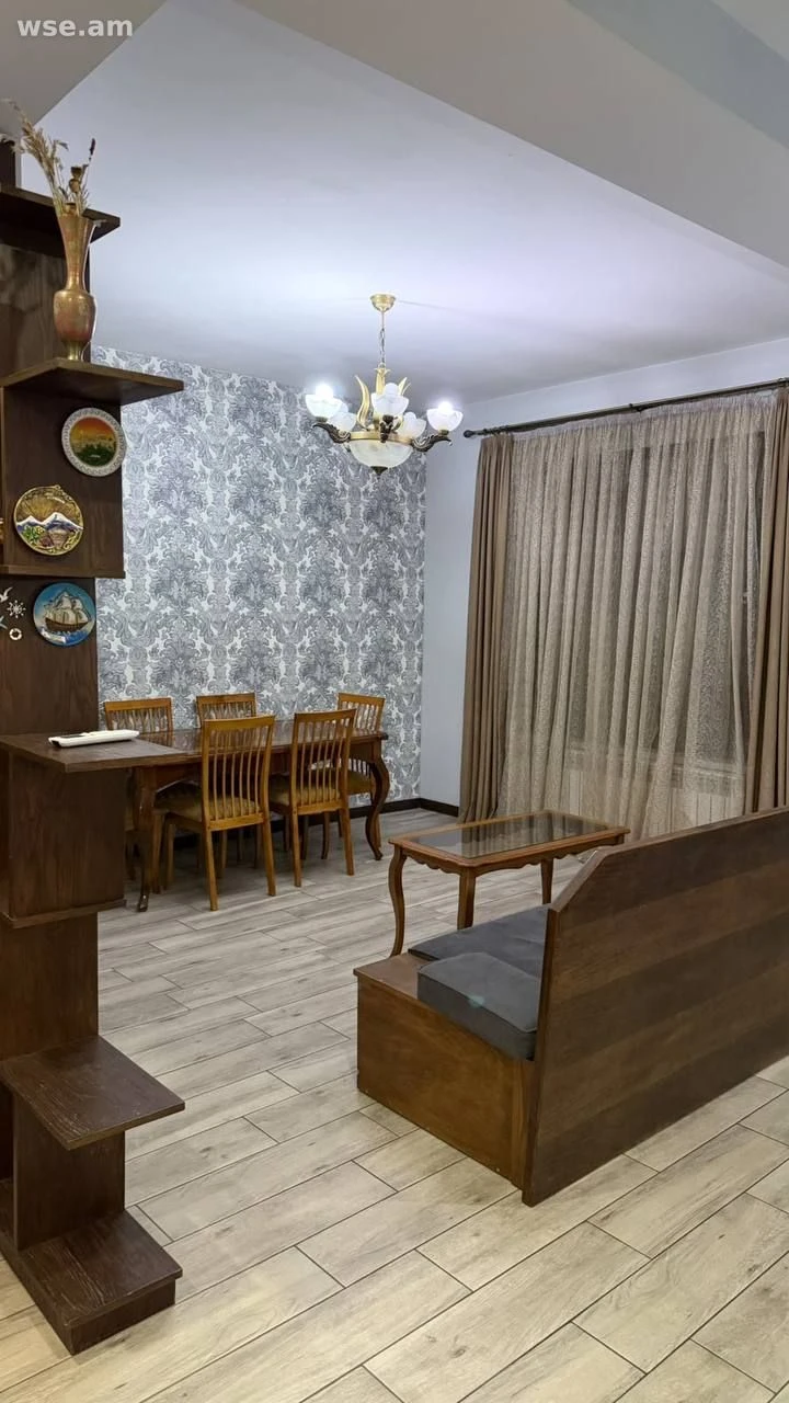 2 - սեն, 400 քմ, 1/1 հարկ, 1-ին փողոցի 2-րդ նրբանցք Դավիթաշեն 13/20