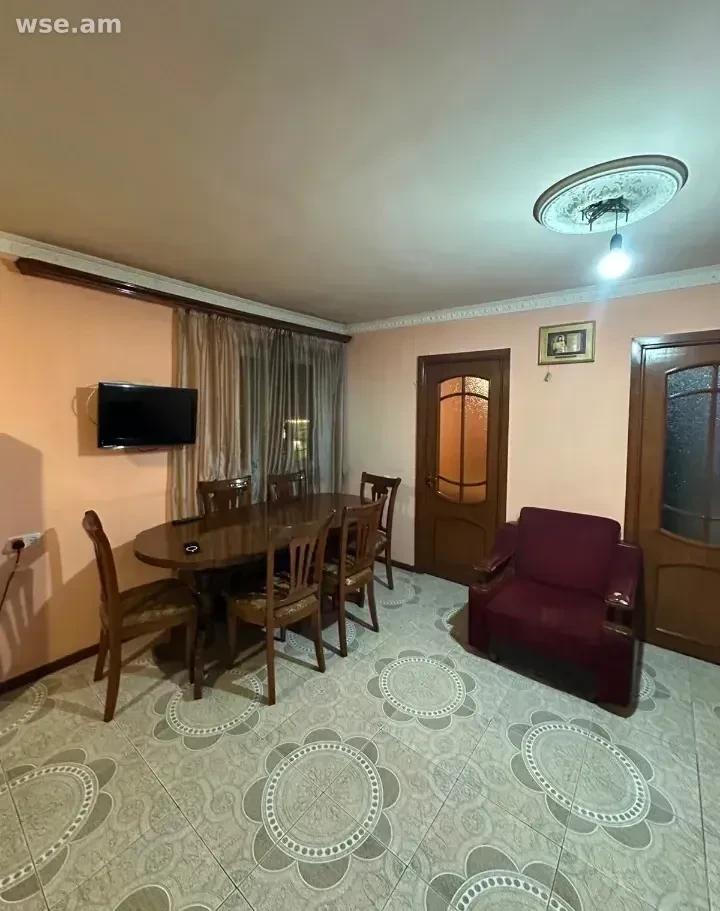 3 սենյականոց, 41 քմ, 3/5 հարկ, Աճառյան 30