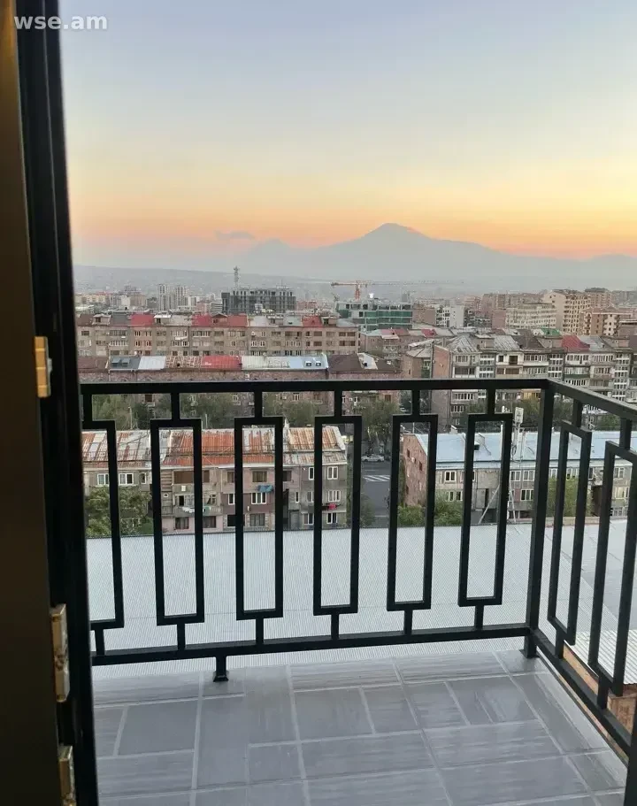 2-rooms, 80 m², 11/14 floor, Vratsakan street 16/3