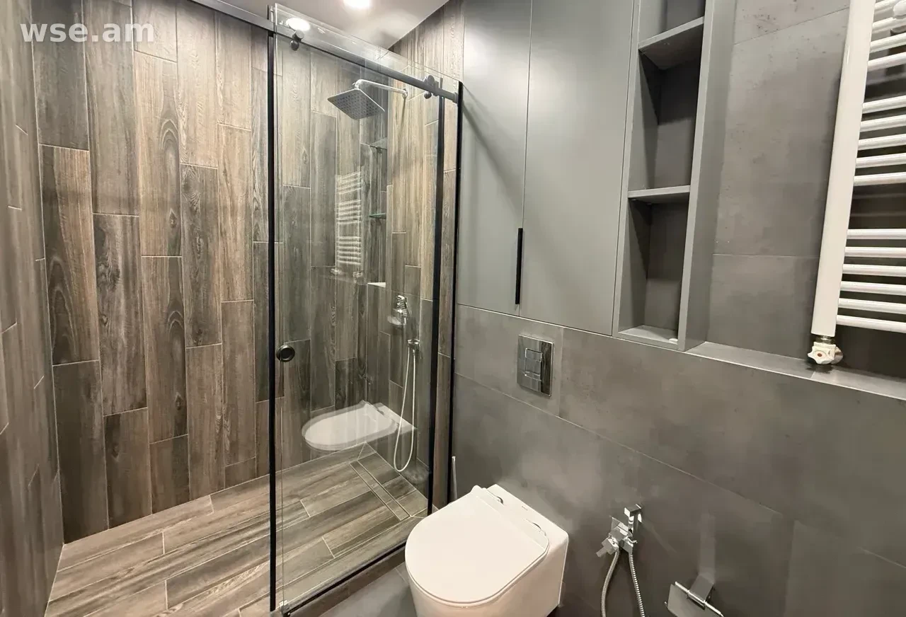 3-room, 90 m², 10/14 fl., Griboyedov Street 48/6