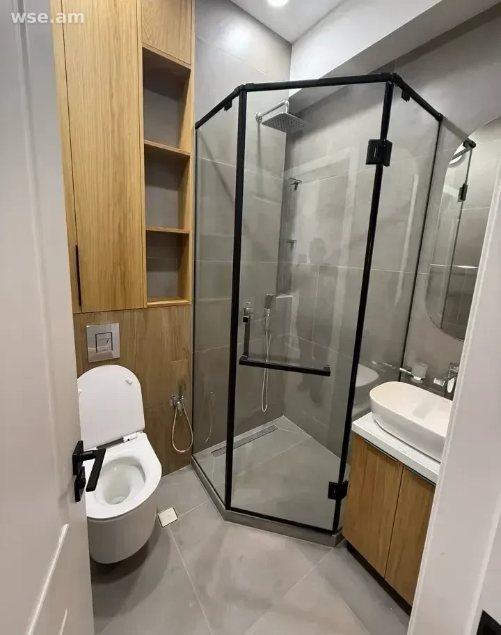 3-room, 90 m², 10/14 fl., Griboyedov Street 48/6