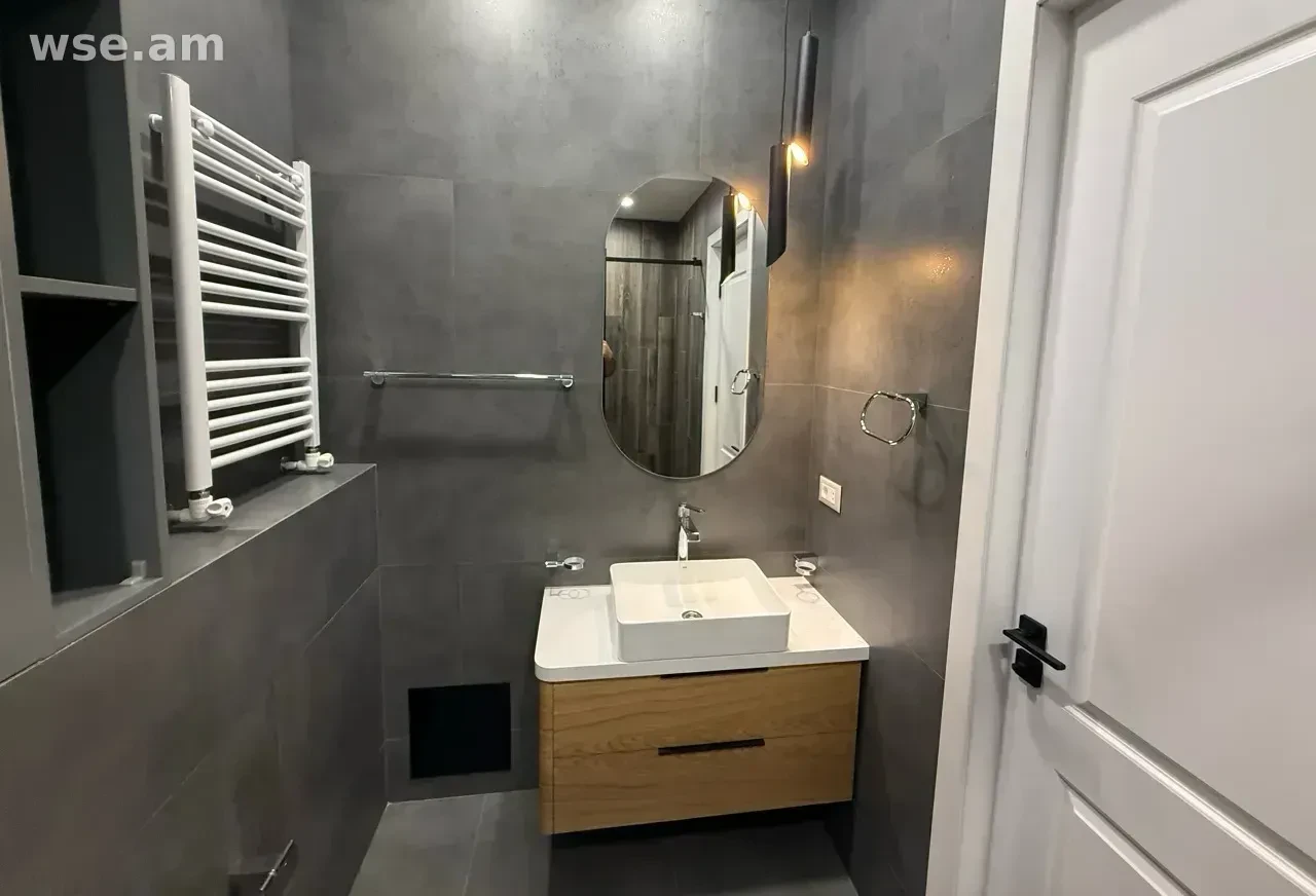 3-room, 90 m², 10/14 fl., Griboyedov Street 48/6