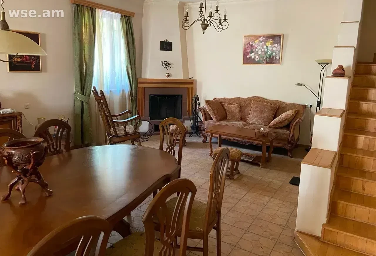 6-room house, 350 m², 3-storey, Armenak Armenakyan street 202