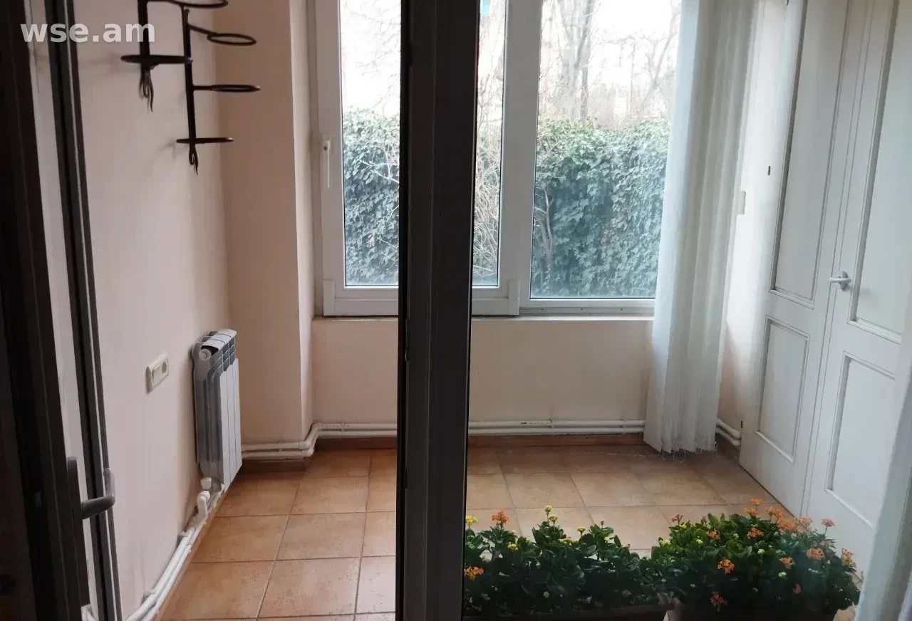 4-комн., 103 м², 1/6 эт., улица Карапета Улнеци 62