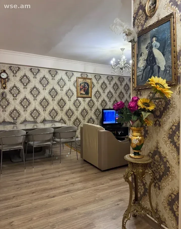 3-комн., 64 м², 1/14 эт., улица Ерзнкяна 1