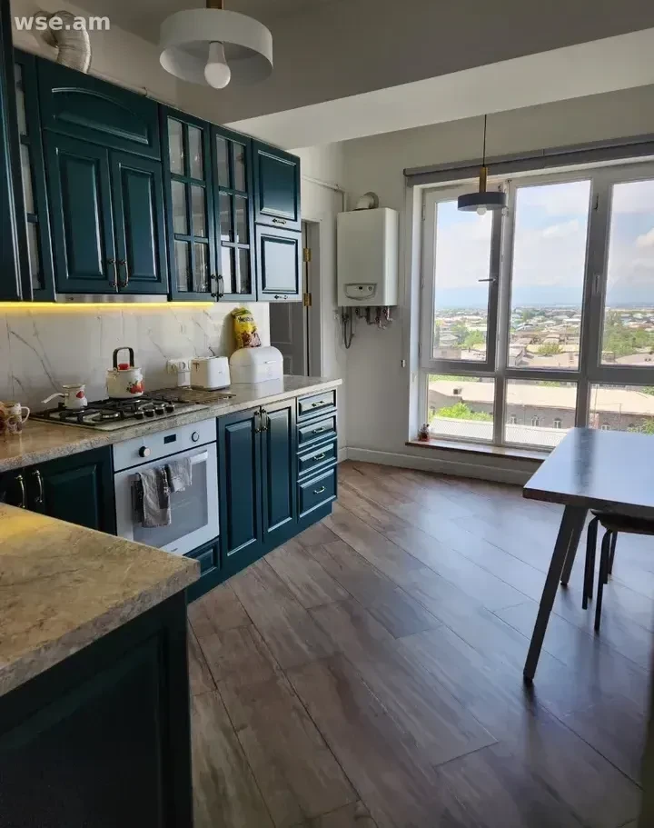3-комн., 80 м², 9/14 эт., проспект Багратуняц 47/2