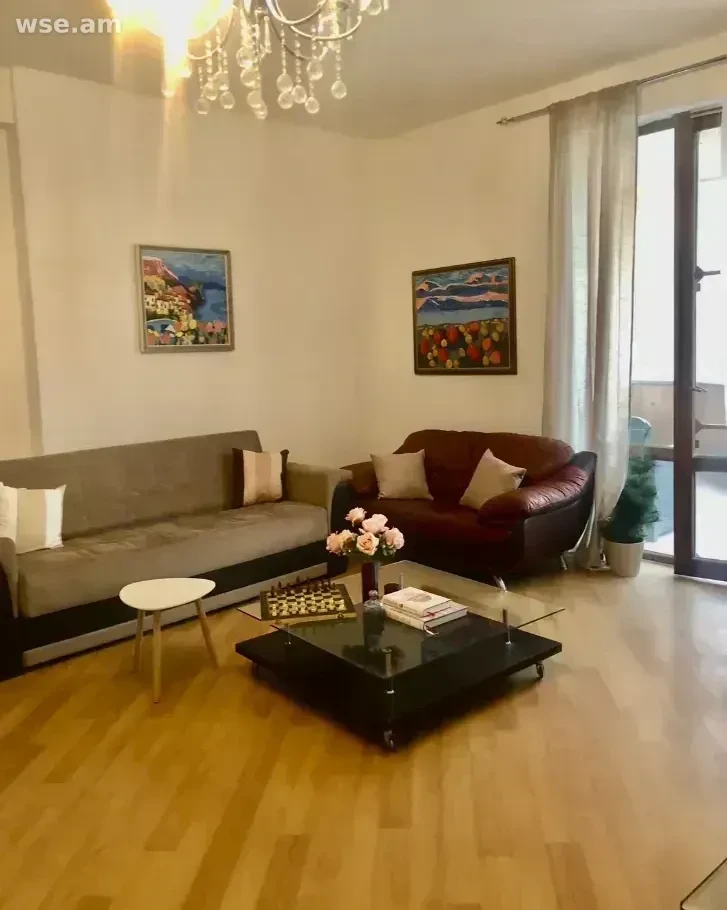 3室公寓, 110㎡, 北大街 — 2 650 $ | WSE.AM