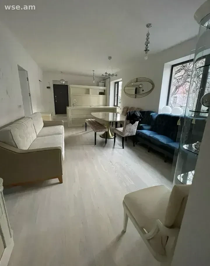 7 սենյականոց տուն, 182 մ², 2 հարկանի, Թադևոս Ավդալբեգյան փողոց 6