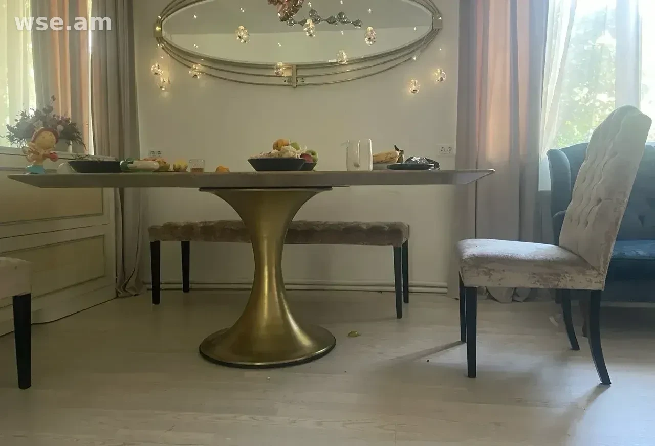 7 սենյականոց տուն, 182 մ², 2 հարկանի, Թադևոս Ավդալբեգյան փողոց 6