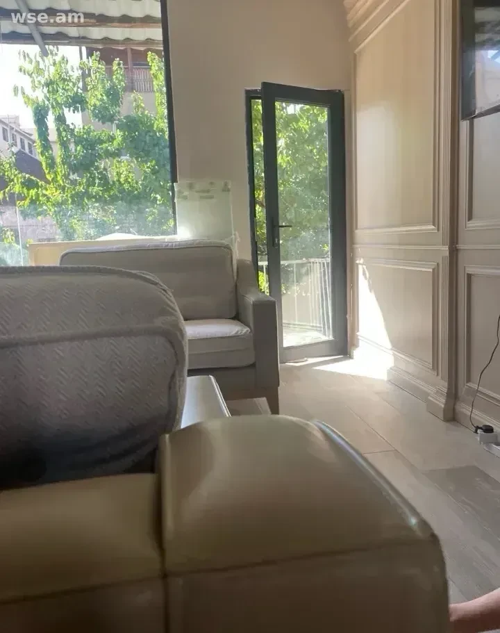 7 սենյականոց տուն, 182 մ², 2 հարկանի, Թադևոս Ավդալբեգյան փողոց 6