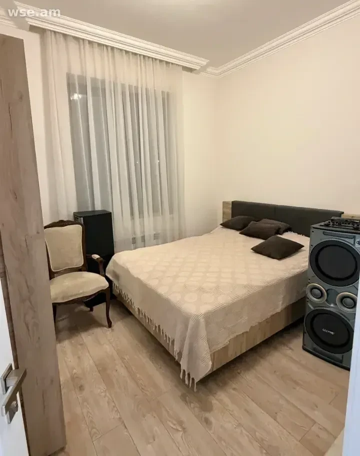 5-комн. дом, 220 м², 2-этажный, улица Лукашина 58