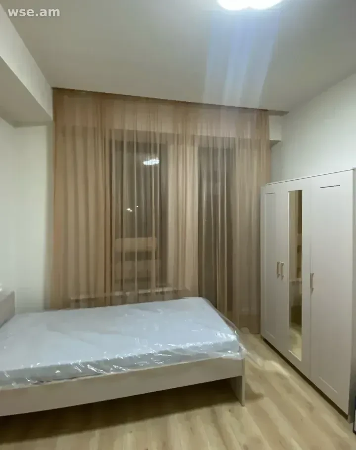 3-комн., 82 м², 2/14 эт., ул. Молдовакан 37/46