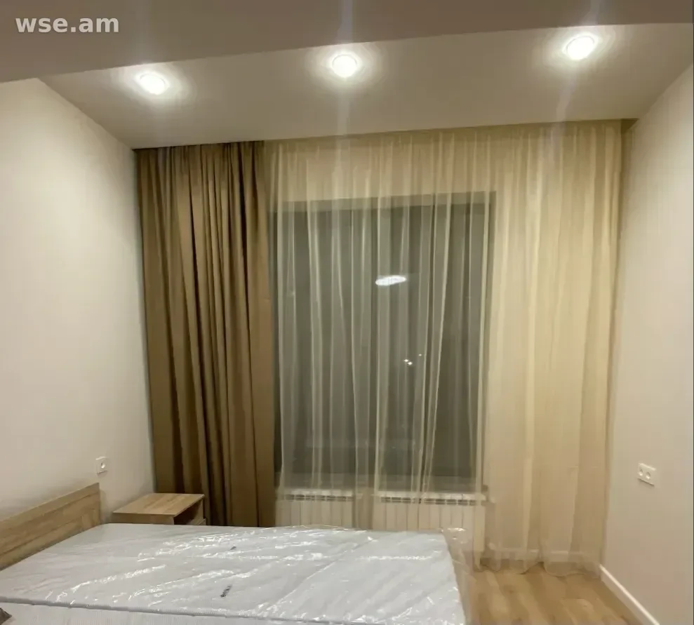 3-комн., 82 м², 2/14 эт., ул. Молдовакан 37/46