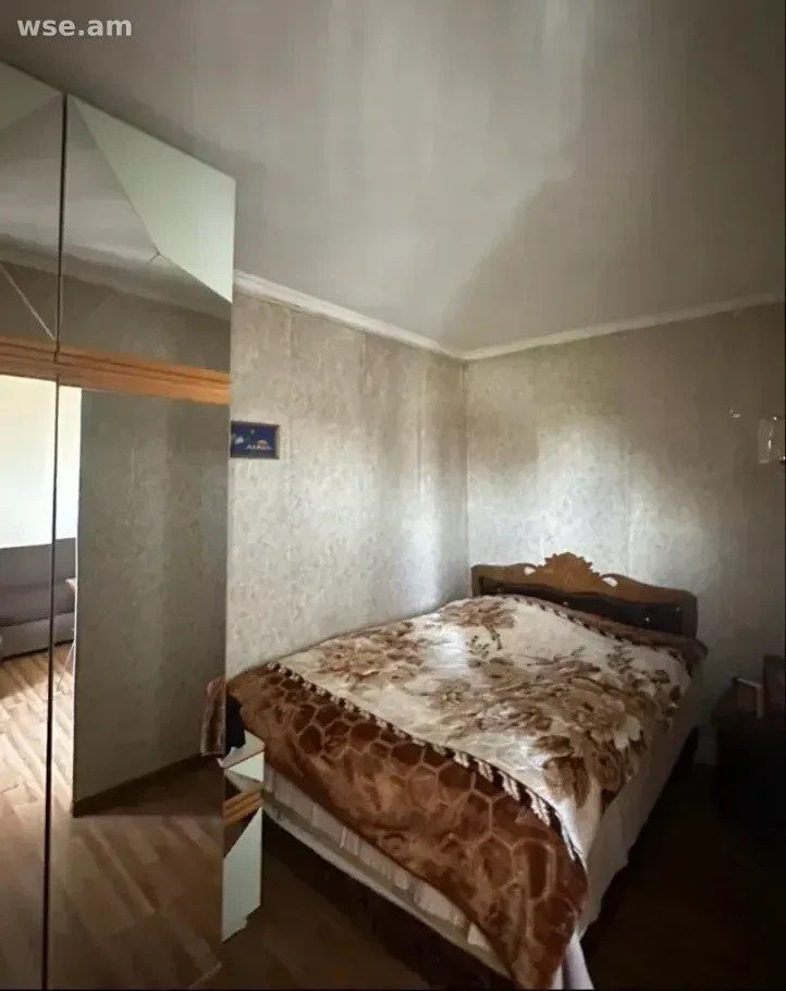 1-սենյականոց, 34 մ², 5/5 հարկ, Ռոստովյան փողոց 19