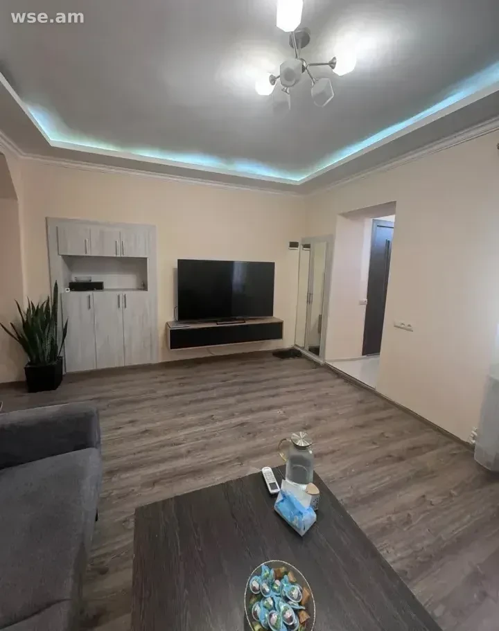 3 սենյականոց տուն, 52 մ², 1 հարկանի, Խորեն Խաչատրյան փողոց 12