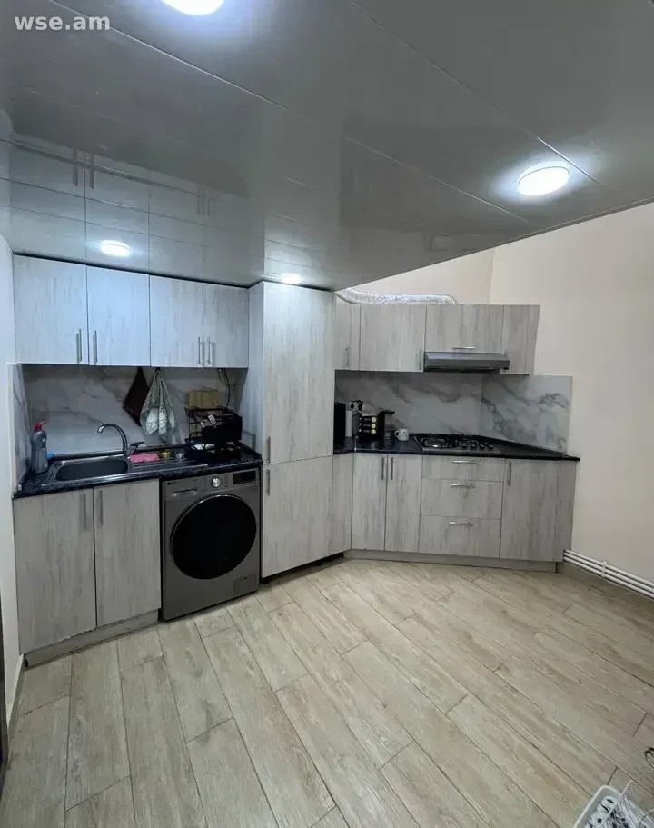 3 սենյականոց տուն, 52 մ², 1 հարկանի, Խորեն Խաչատրյան փողոց 12
