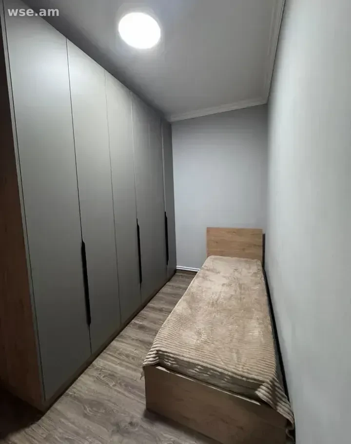 3 սենյականոց տուն, 52 մ², 1 հարկանի, Խորեն Խաչատրյան փողոց 12