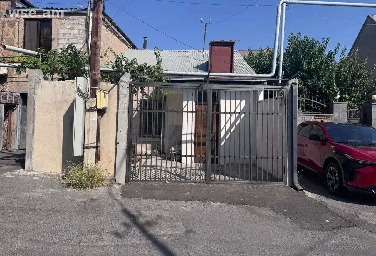 3 սենյականոց տուն, 52 մ², 1 հարկանի, Խորեն Խաչատրյան փողոց 12