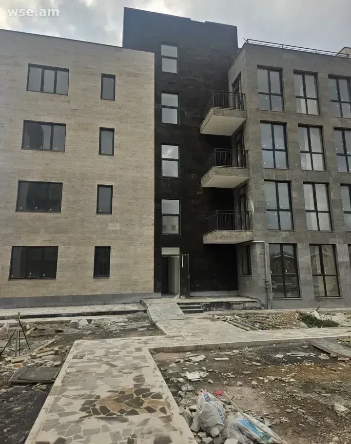 3-սեն. բնակարան, 74մ², улица Багреванда 82 - 46 500 000 ֏