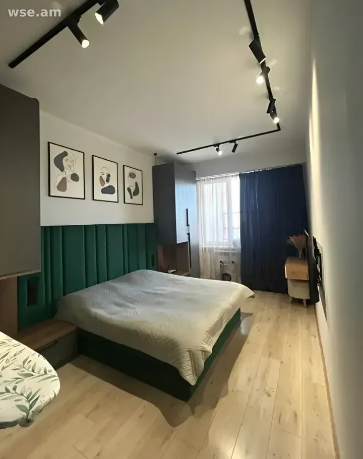 3-սենյականոց, 81 մ², 9/11 հարկ, Սերո Խանզադյան փողոց 36