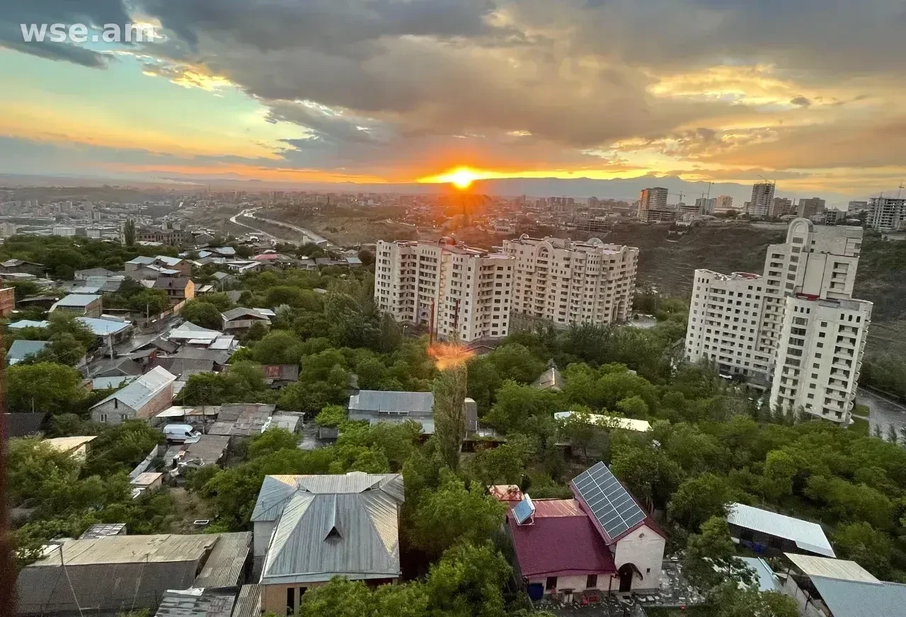 3-սենյականոց, 81 մ², 9/11 հարկ, Սերո Խանզադյան փողոց 36