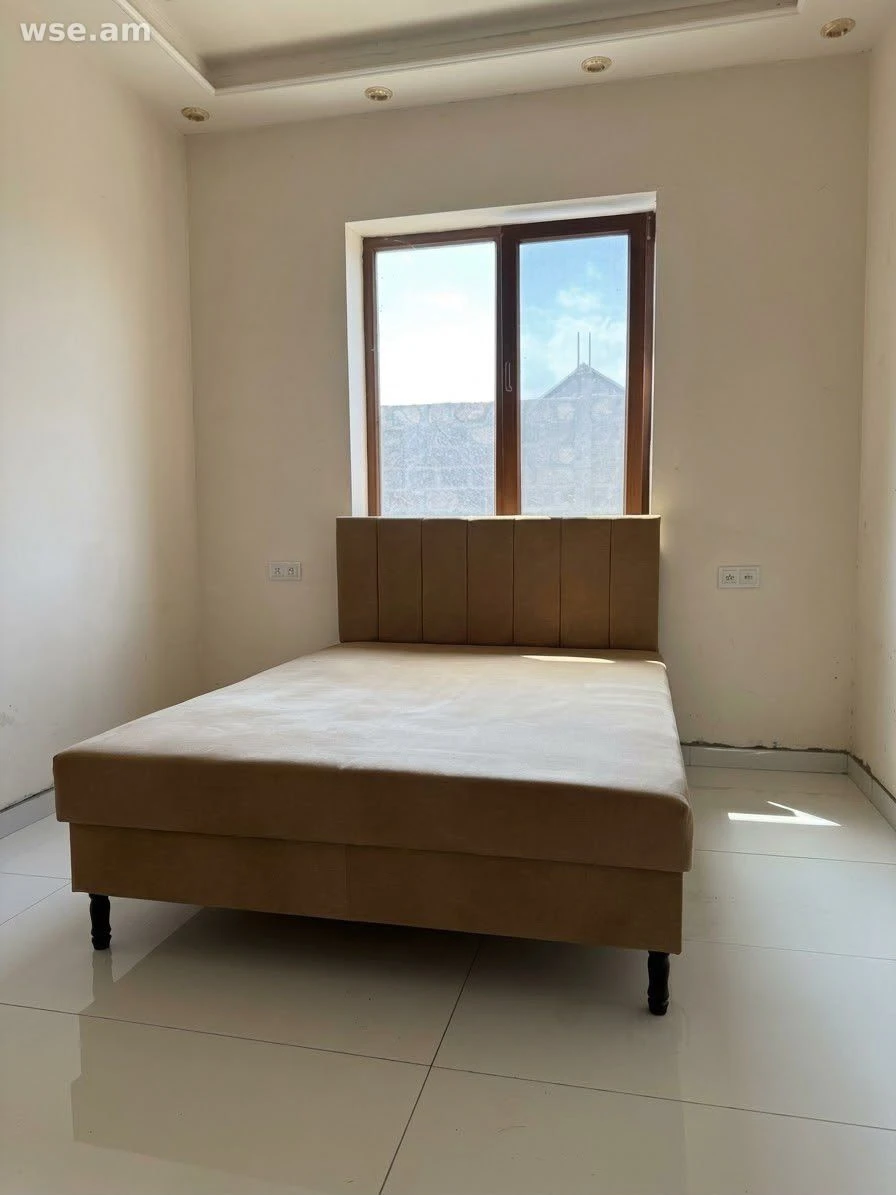 4 սենյականոց տուն, 135 մ², 1 հարկանի, Թաիրով, Հակոբ Պարոնյանի փ. 11