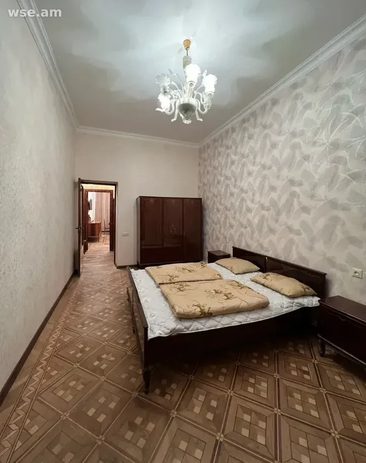 2 - սենյակ, 90 քմ, 1/4 հարկ, Ալեքսանդր Սպենդարյան փողոց 6
