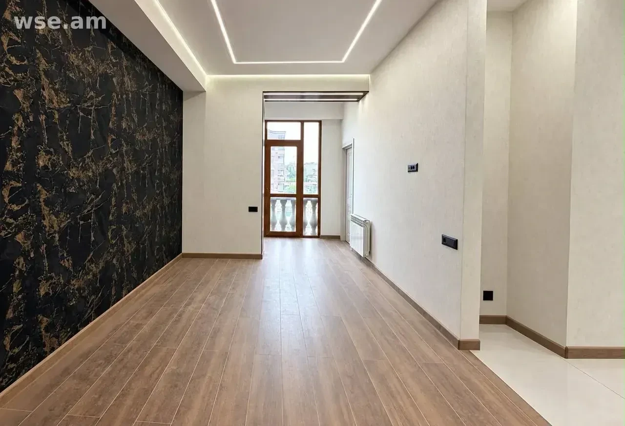2-комн., 46 м², 7/8 эт., улица Никогаоса Адонца 2\3