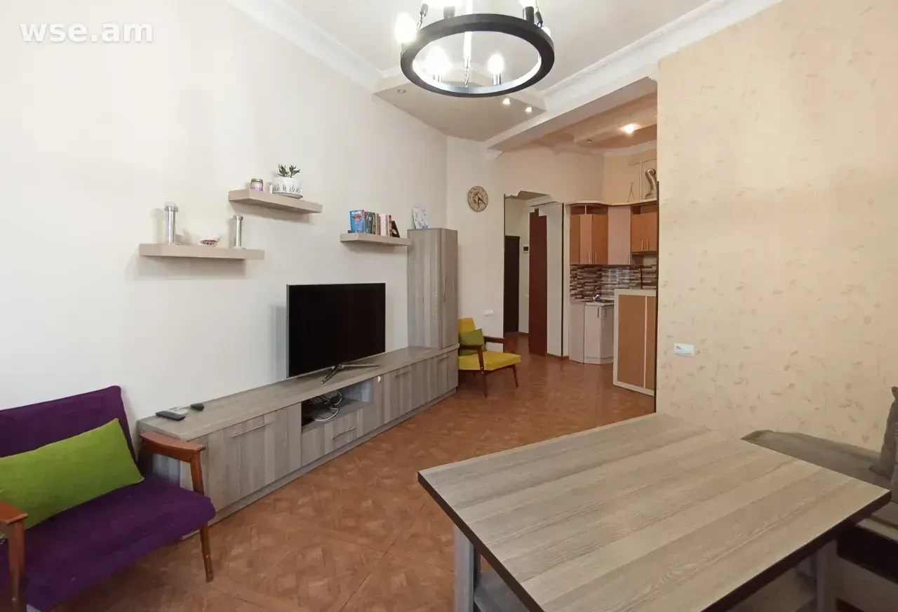 3-комн., 76 м², 2/5 эт., проспект Комитаса 65