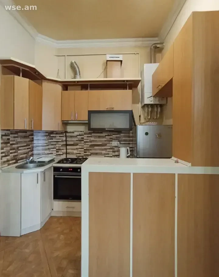 3-комн., 76 м², 2/5 эт., проспект Комитаса 65