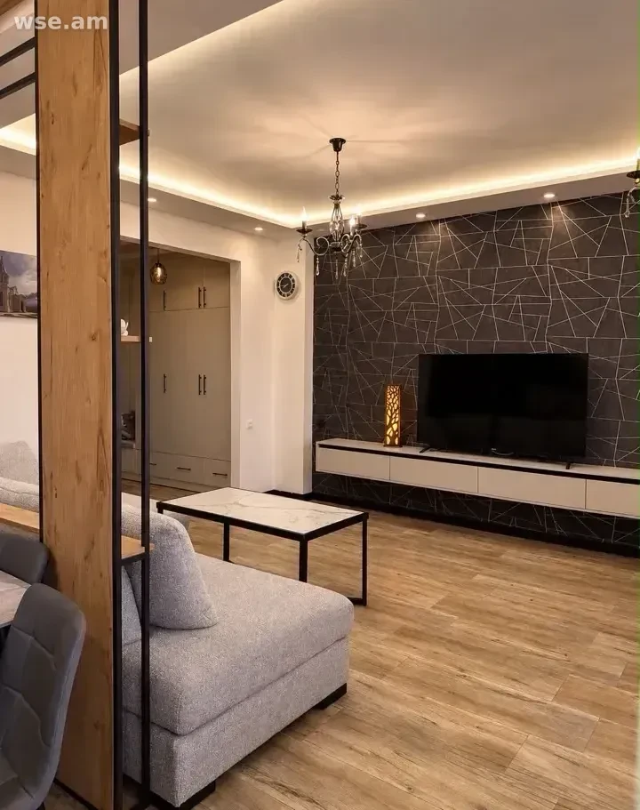 3-комн., 110 м², 17/17 эт., проспект Монте Мелконяна 50