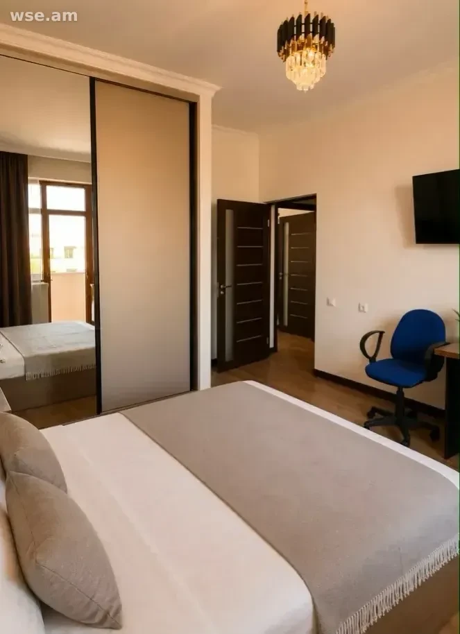 3-комн., 110 м², 17/17 эт., проспект Монте Мелконяна 50