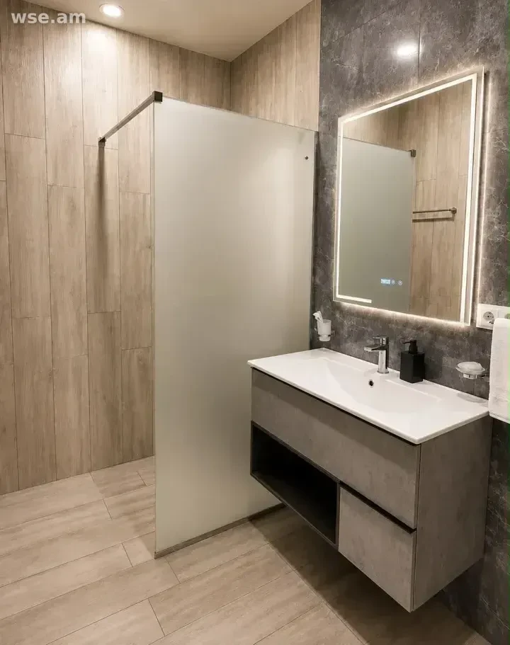 3-комн., 110 м², 17/17 эт., проспект Монте Мелконяна 50
