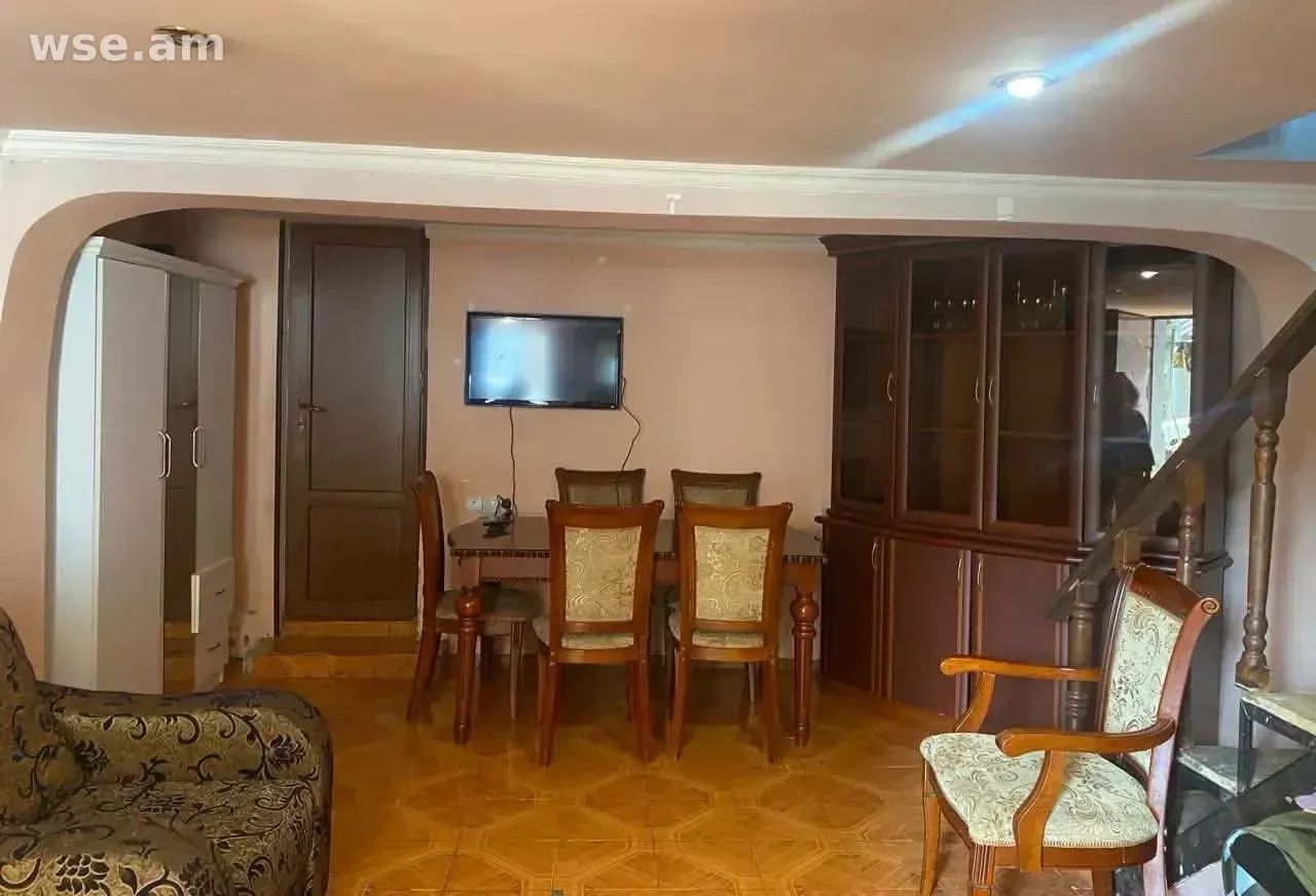 2-комн. дом, 52 м², 2-этажный, улица Лорис-Меликова 4/2