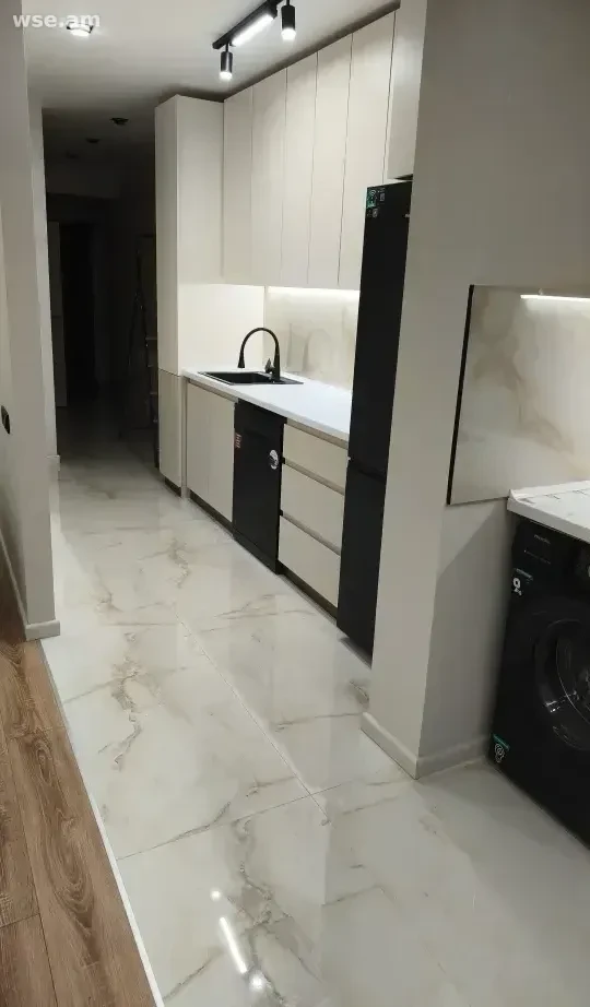 2-комн., 66 м², 2/5 эт., улица Атояна 7