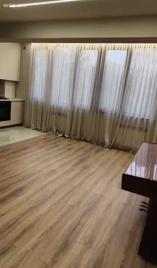 2-комн., 66 м², 2/5 эт., улица Атояна 7