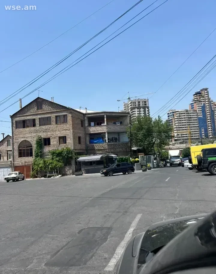 8-bed. house, 580m², улица Верфеля 22 - 1 000 000 ֏