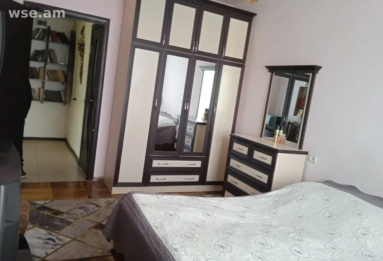 3-комн., 70 м², 5/14 эт., улица Дуряна 38