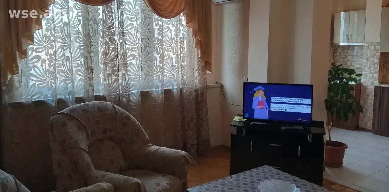2-комн., 50 м², 9/9 эт., улица Виктора Амбарцумяна 97