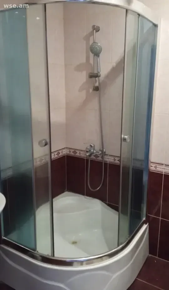2-комн., 50 м², 9/9 эт., улица Виктора Амбарцумяна 97
