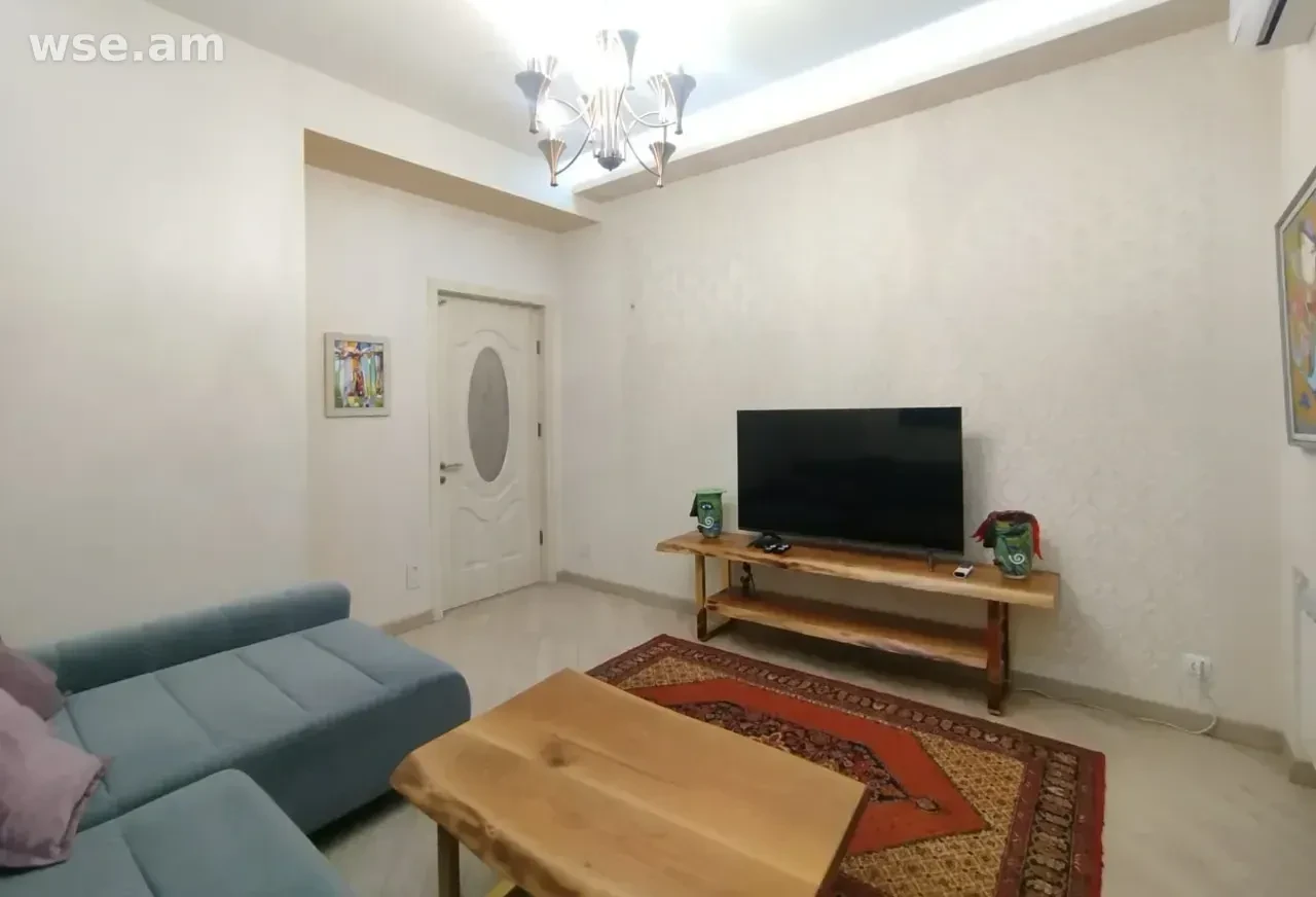 2-комн., 75 м², 3/5 эт., улица Туманяна 1