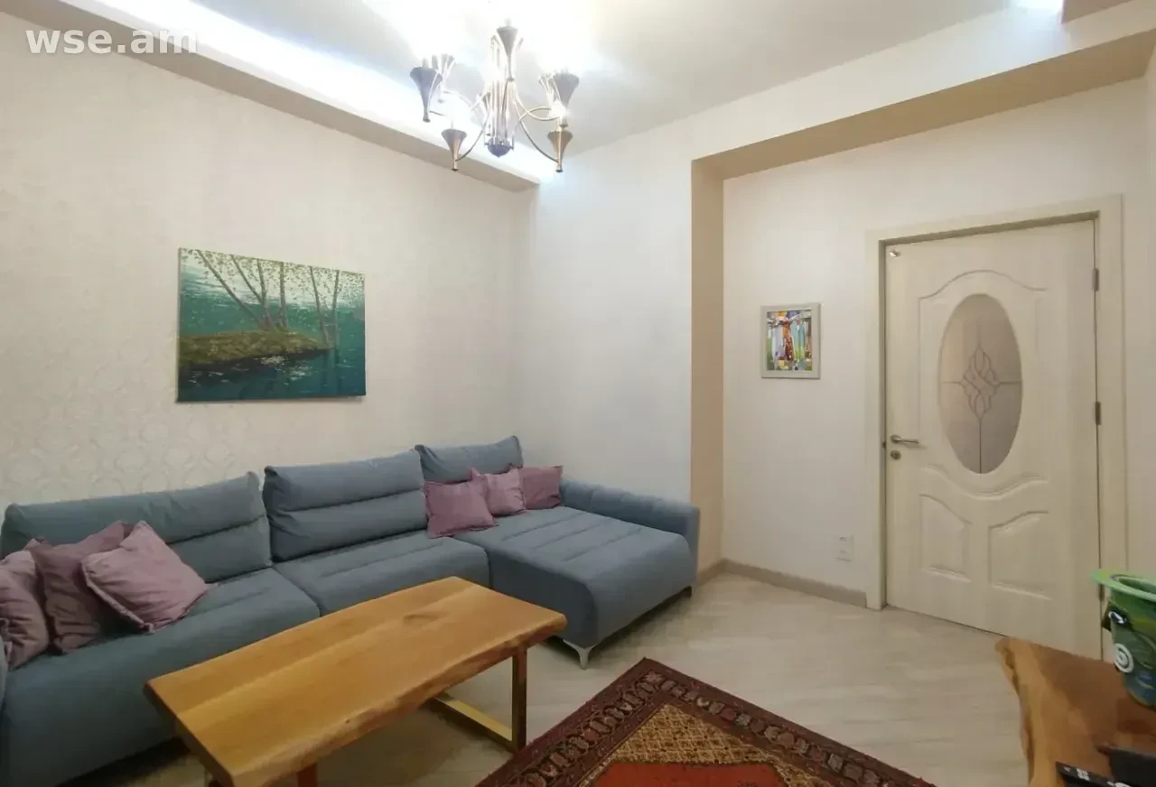 2-комн., 75 м², 3/5 эт., улица Туманяна 1