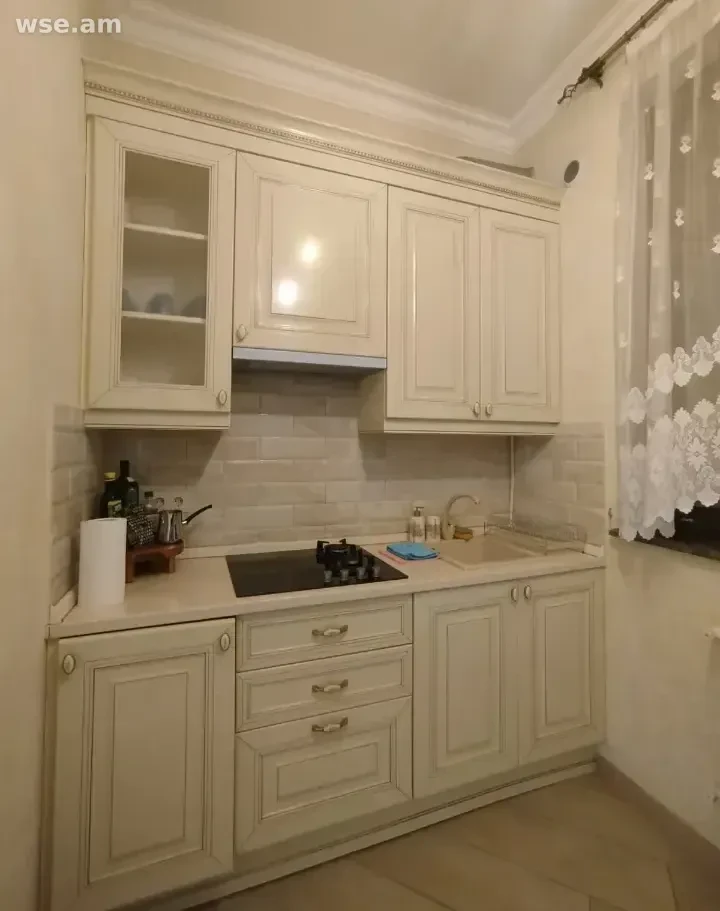 2-комн., 75 м², 3/5 эт., улица Туманяна 1