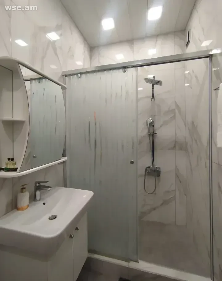 2-комн., 75 м², 3/5 эт., улица Туманяна 1