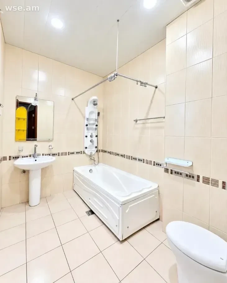 4-комн., 189 м², 10/20 эт., проспект Саят-Нова 19