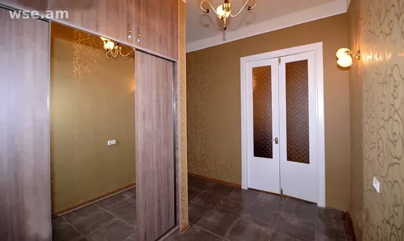 2-комн., 70 м², 2/5 эт., переулок улицы Акопа Акопяна 1, Ереван
