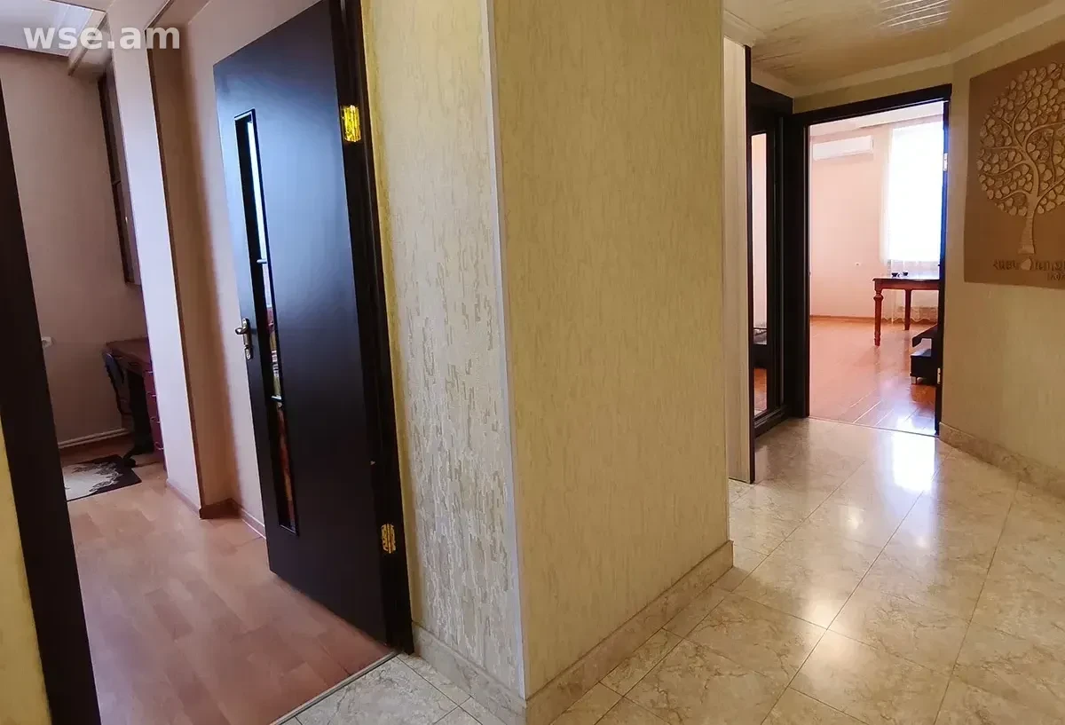 2-комн., 60 м², 7/12 эт., улица Мамиконянца 36/8